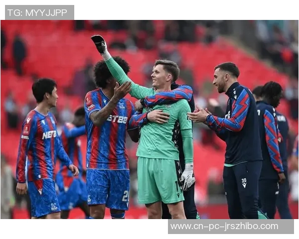 足总杯精彩对决揭幕各路豪强争夺荣耀之巅